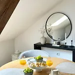 Apartment Romic *