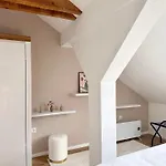 Apartment Romic *