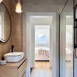 Romic Apartment *